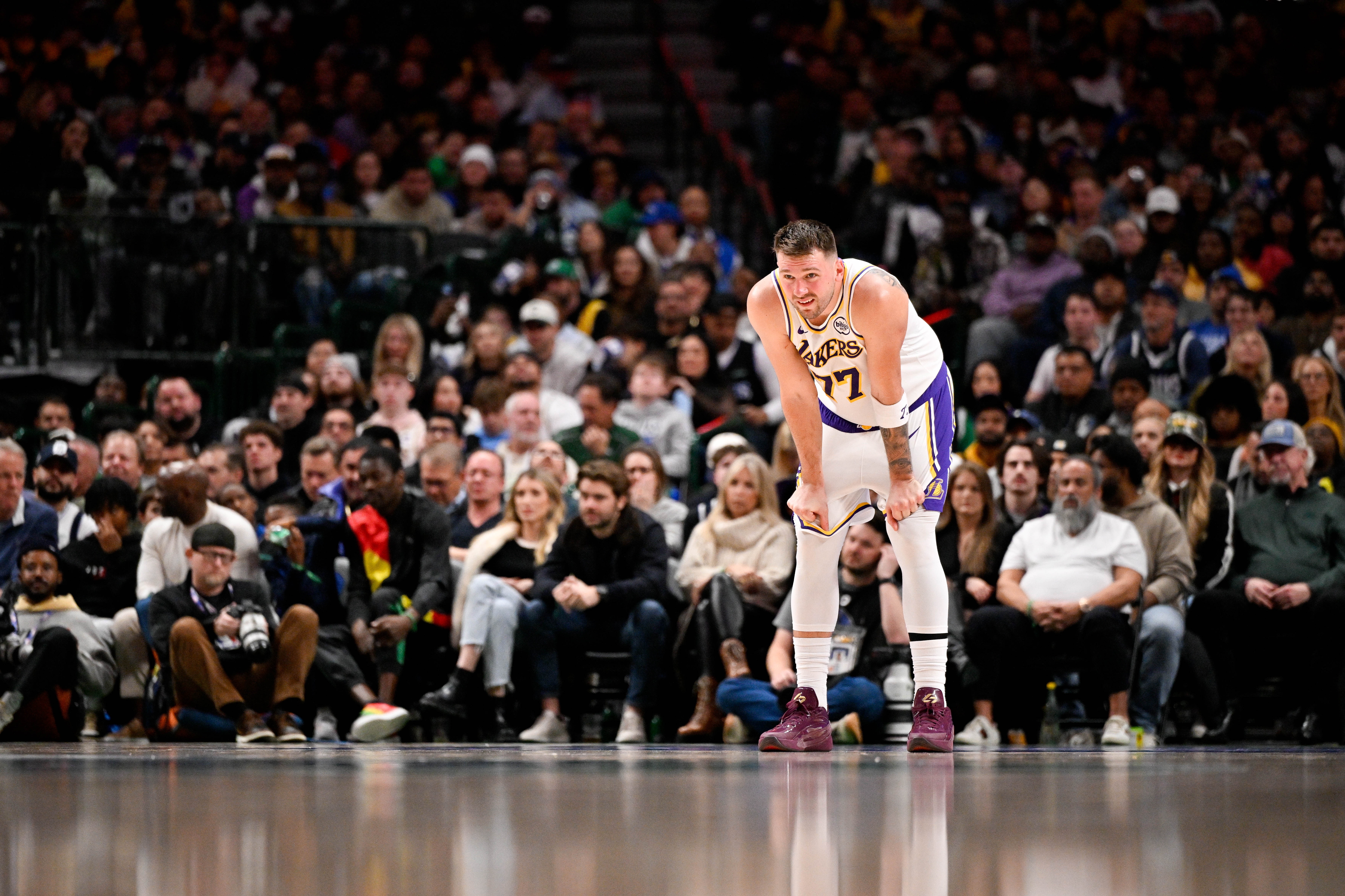 世界杯在线观看-东契奇本赛季8次单场得分40+ 超过爱德华兹独占联盟第一